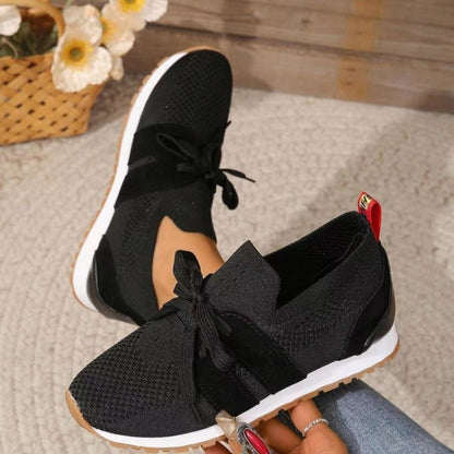 Dames orthopedische sneakers met ergonomische steun. Comfortabele damesschoenen voor dagelijkse activiteiten.