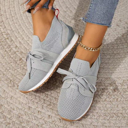 Ergonomische dames sneakers met voetondersteuning. Comfortabele veterschoenen, ideaal voor pijnverlichting.