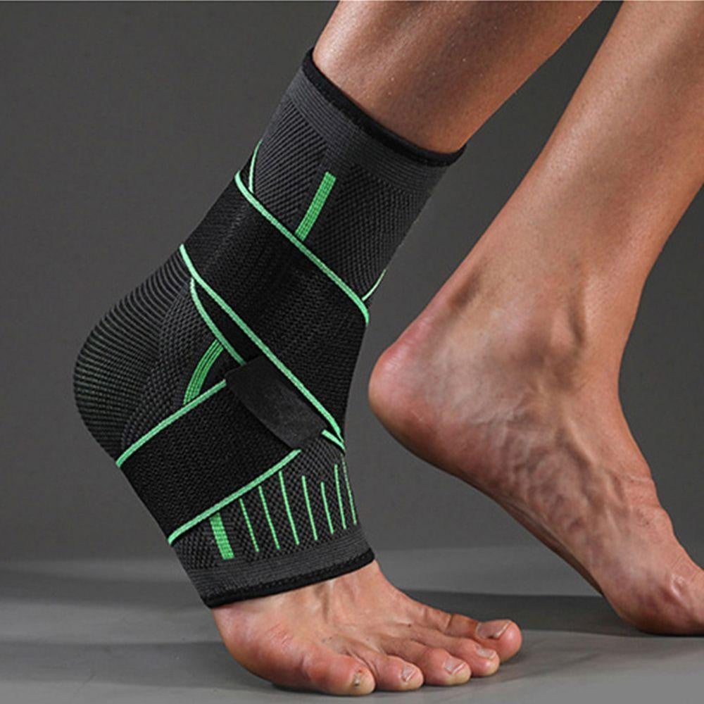 "Groene enkelcompressiebandage, verstelbare pasvorm, ademend materiaal voor optimale pijnverlichting en ondersteuning."