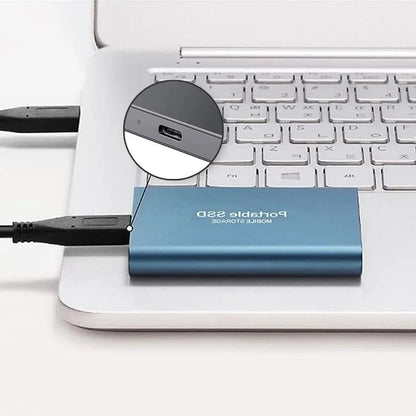 "Ultra Snel Draagbare Externe SSD, 1TB-16TB, stijlvol ontwerp, ideaal voor snelle gegevensoverdracht onderweg."