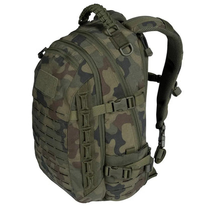 Robuuste militaire rugzak 30L+ in zwart, gemaakt van duurzaam nylon voor survival en avonturen.